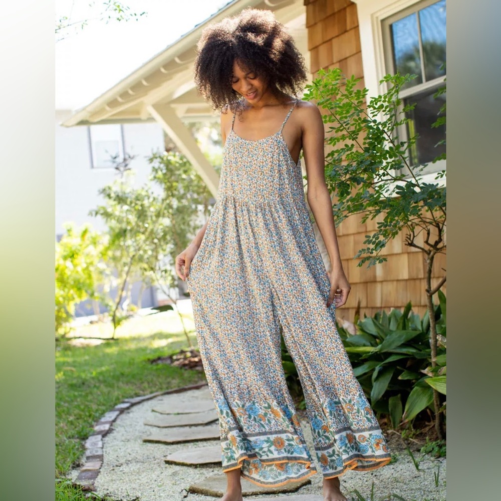 Natural life jumpsuit